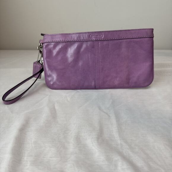 Coach Clutch Lavender Purple Wristlet Small Rare Color Y2K Evening Clubwear - Picture 1 of 12